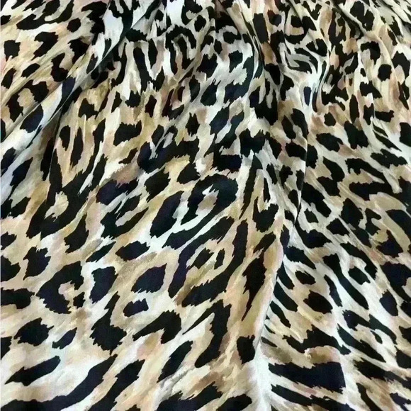 White House Black Market animal print satin a lined skirt. Size 10. - Picture 4 of 5